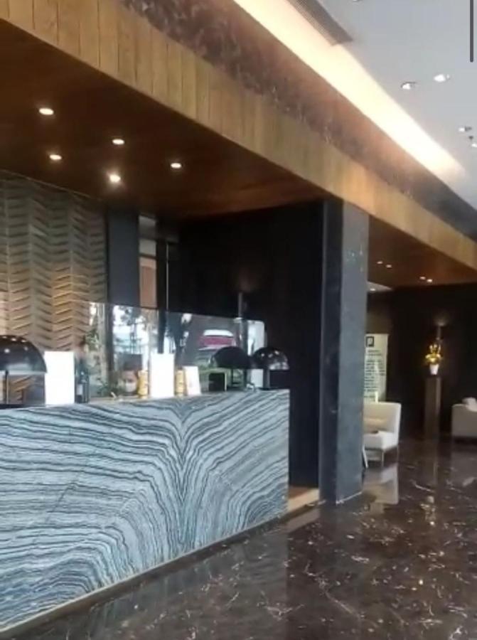U Residence 2 By Ana Room Tangerang Extérieur photo